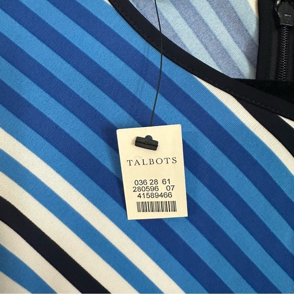 Talbots Women’s Sleeveless V-Neck Keyhole Blue White & Red Stripe Dress Sz M NWT - Picture 5 of 11